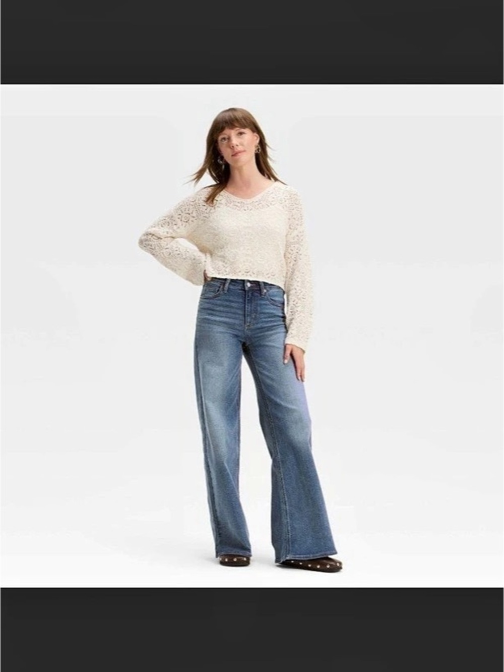 Universal Thread Women's Everyday High-Rise Wide-Leg Jeans - Medium Wash size 2